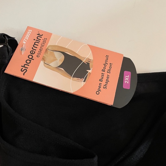 Shapermint open bust shaper shorts - Picture 3 of 8